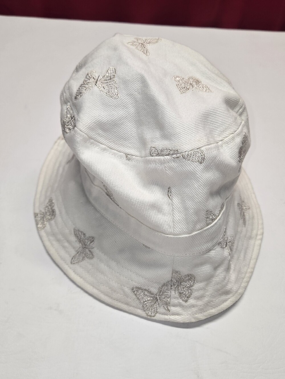 American Eagle Bucket Hat With Butter Fly Details One Size